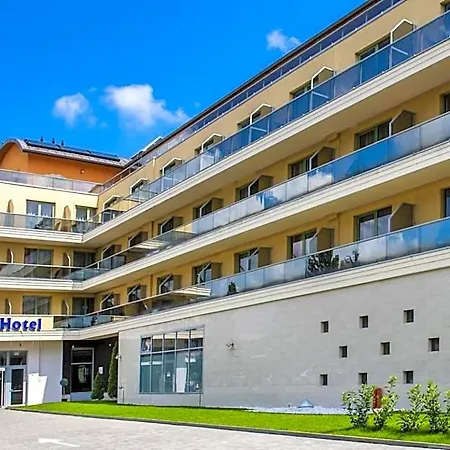 Balneo Zsori Thermal & Wellness ホテル 4*