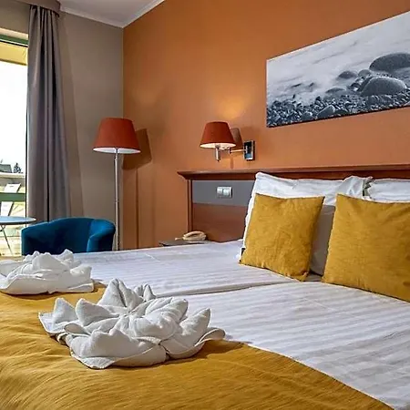 Balneo Zsori Thermal & Wellness Отель Мезёкёвешд