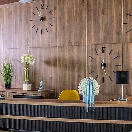 Balneo Zsori Thermal & Wellness Мезёкёвешд