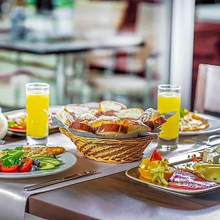Отель Balneo Zsori Thermal & Wellness